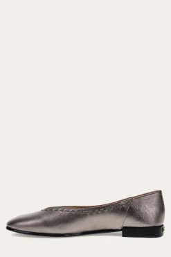 Frye Flats & Mules^Claire Flat