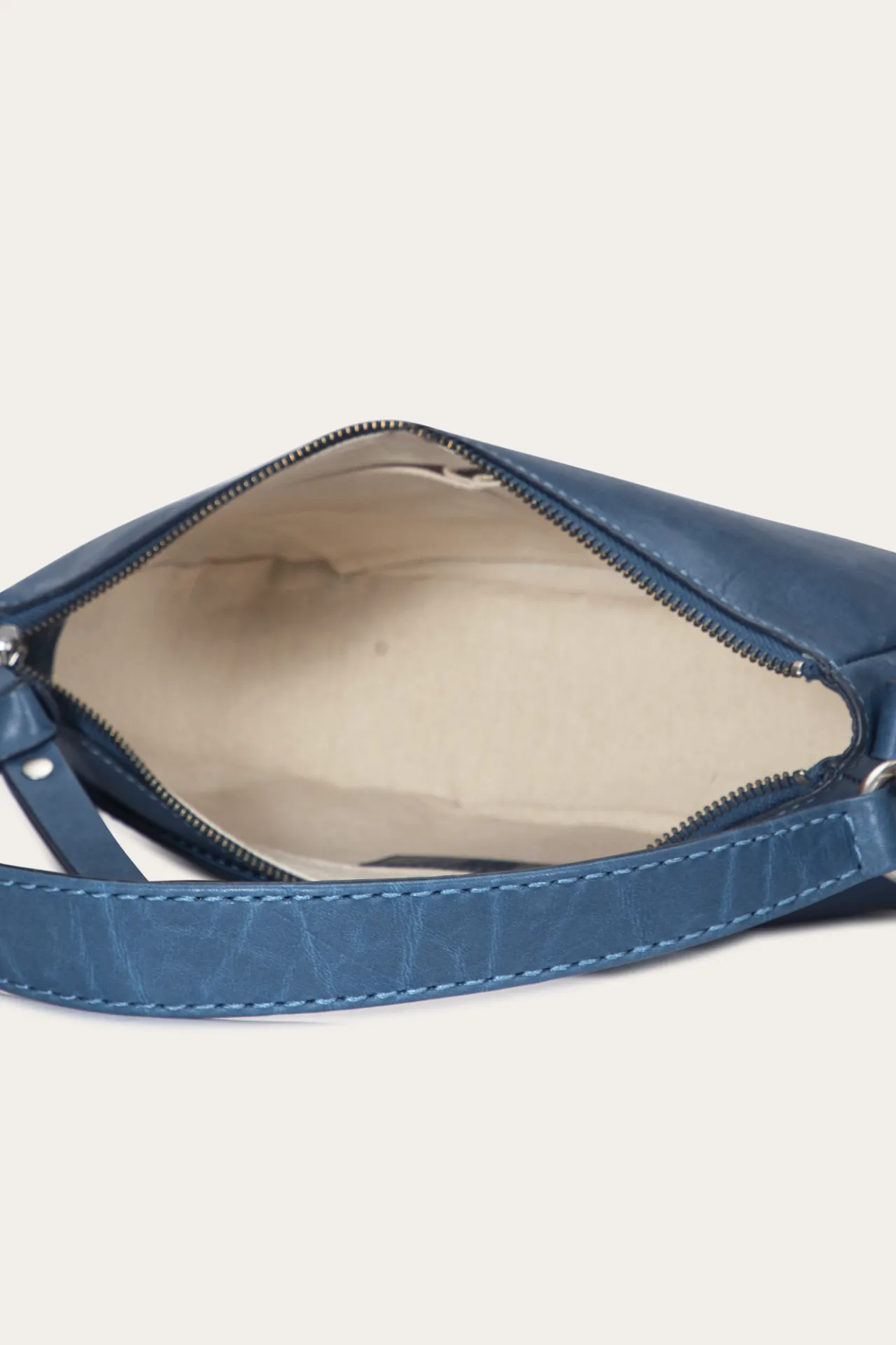 Frye Handbags^MELISSA CROSSBODY