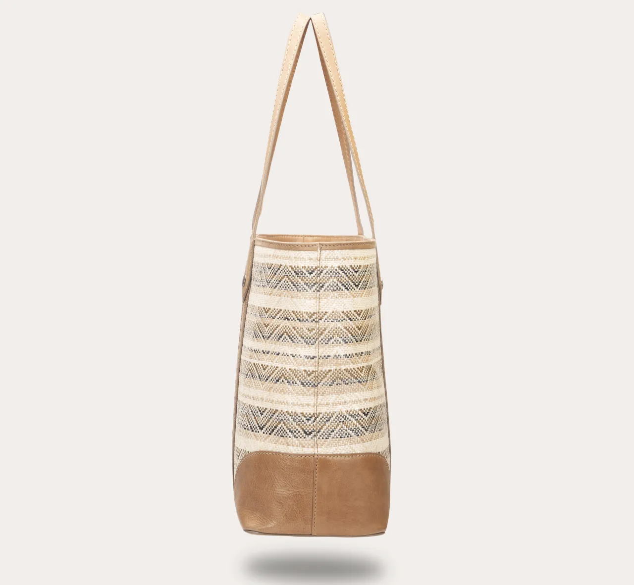 Frye Handbags^Melissa Straw Shopper Beige