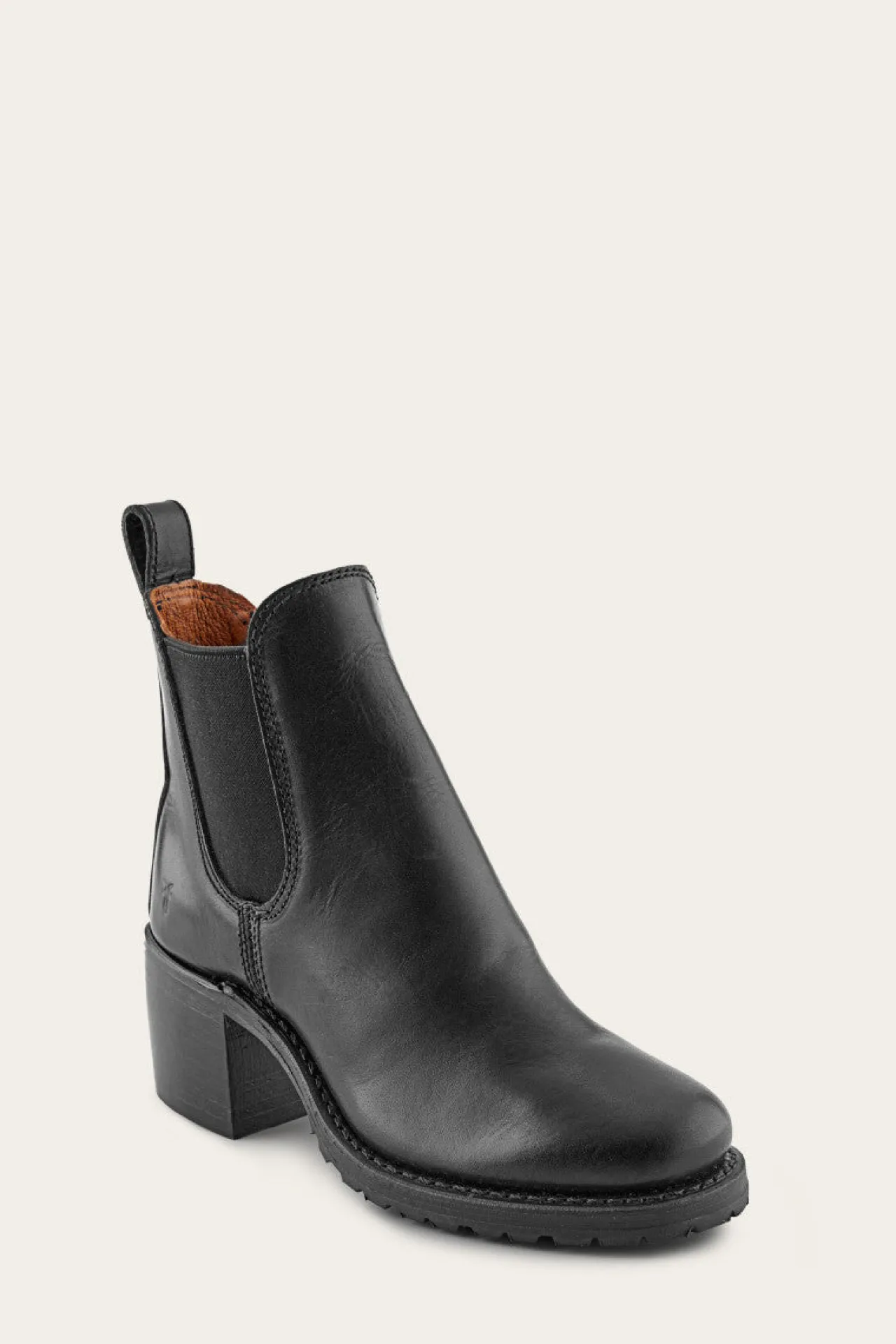 Frye Booties^Sabrina Chelsea