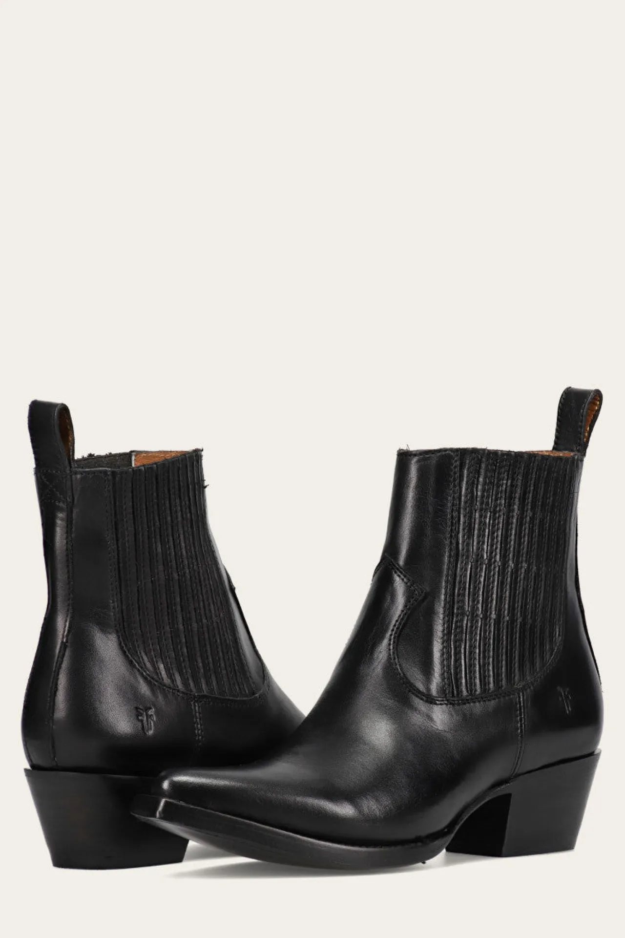 Frye Booties^Sacha Chelsea