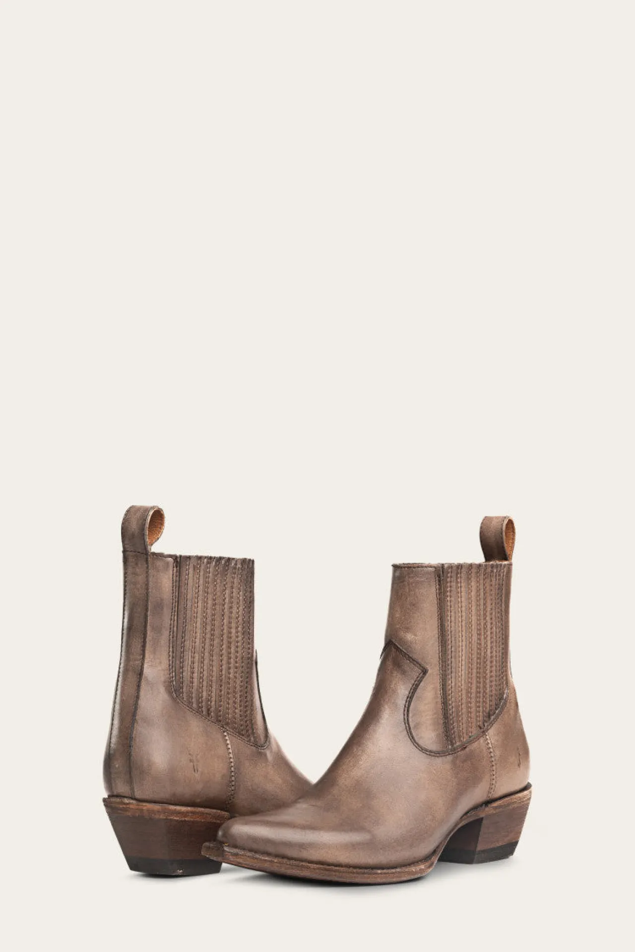 Frye Booties^Sacha Chelsea
